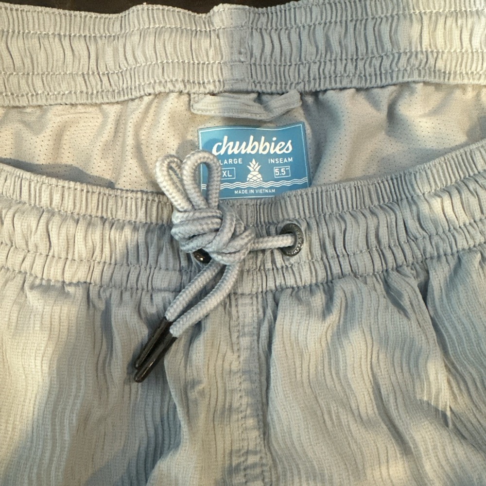 Chubbies Everywear Shorts Mens XL Light Blue Seersucker Textured 5.5" Inseam Lin